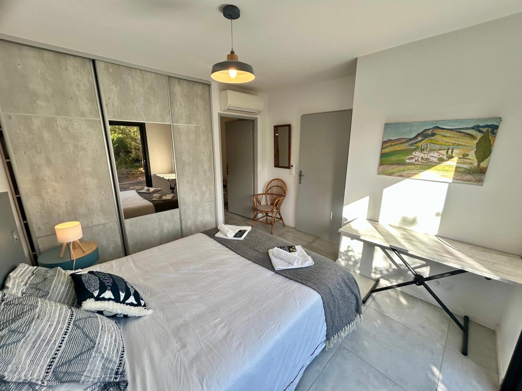 Appartement Luxe Le Levant Hyères Exteriér fotografie